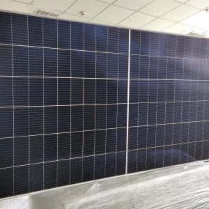 700W Monocrystalline Solar Panel for Home Use